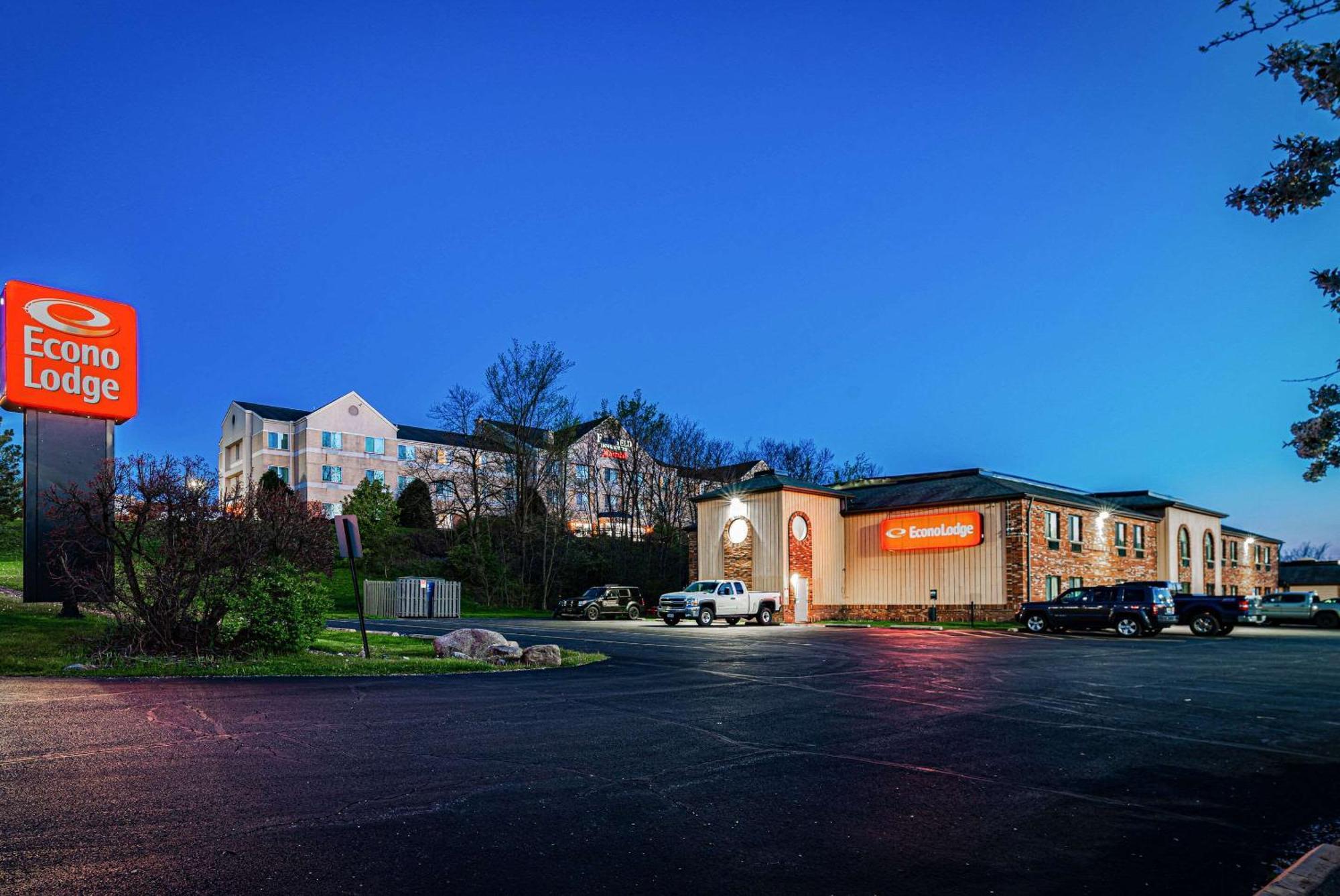 Econo Lodge Cleveland Southeast - Kent Streetsboro Exterior foto
